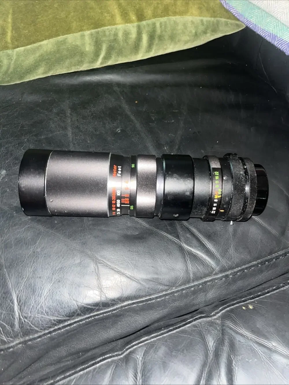 Vivitar Auto Tele-Zoom 90-230mm f4.5 MD Mount